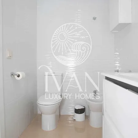 Casa Bella Vista Ivan Luxury Homes 11ªpta Sur 1ªline Apartment *